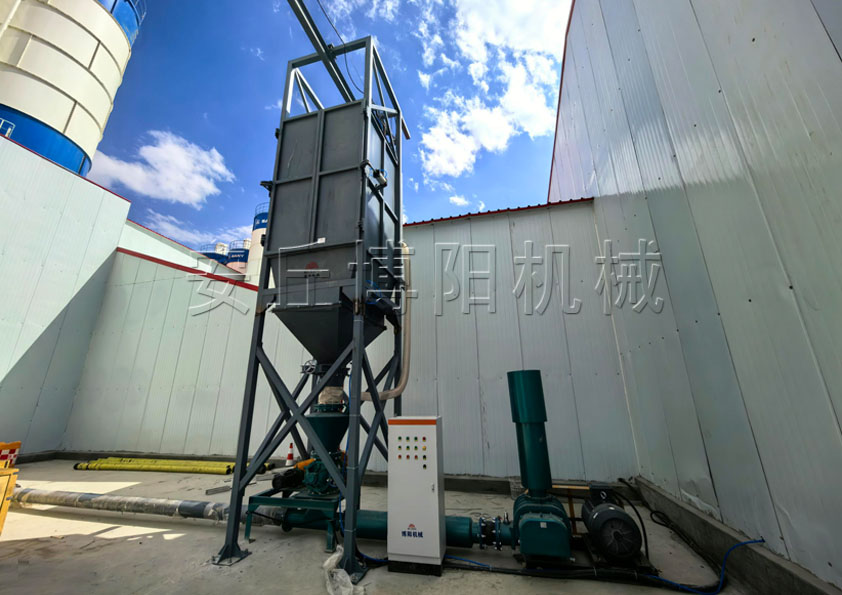 水泥吨袋拆包机的性能优势 吨袋拆包卸料机环保性能