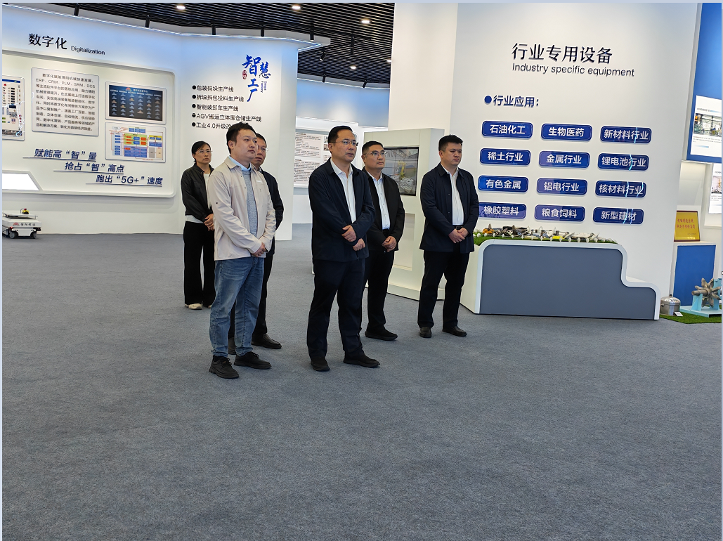 潍坊市委统战部副部长李全吉一行到博阳机械参观调研