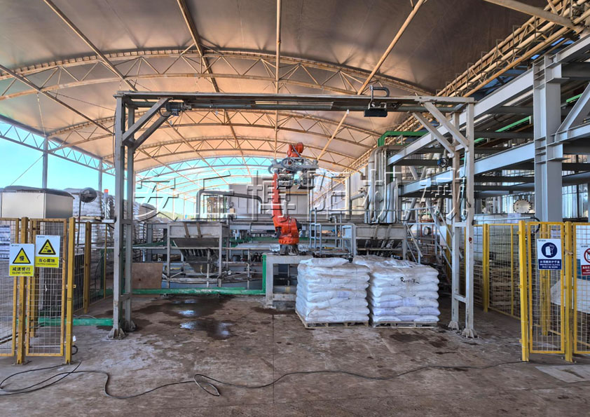 尿素颗粒自动拆垛拆包机 尿素全自动拆包机械手现场